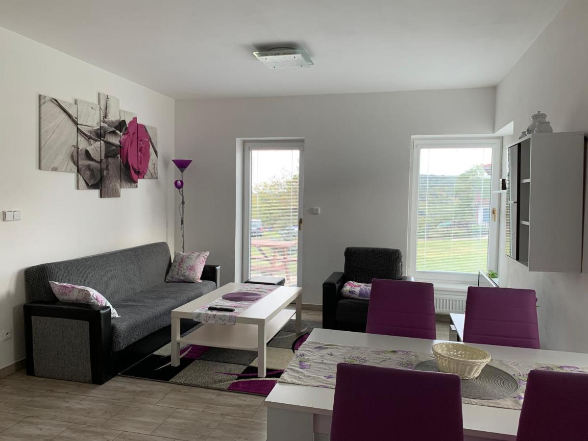 Apartmany Na Rozcesti Lomnice nad Popelkou 外观 照片
